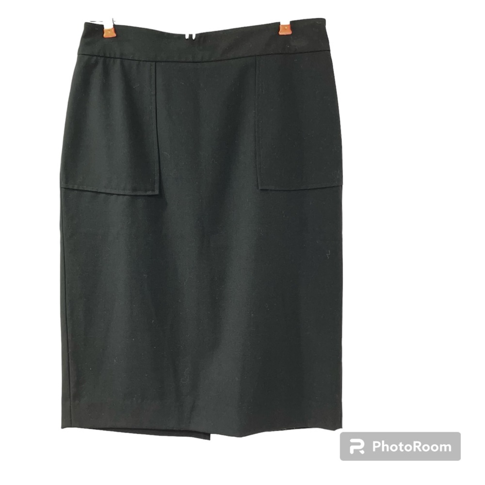 LIKE NEW Premise Studio Classic Black Pencil Skirt - Size 6